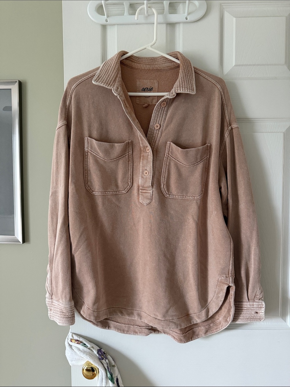 aerie Women's Beige Oversized Pullover with Dual Chest Pockets